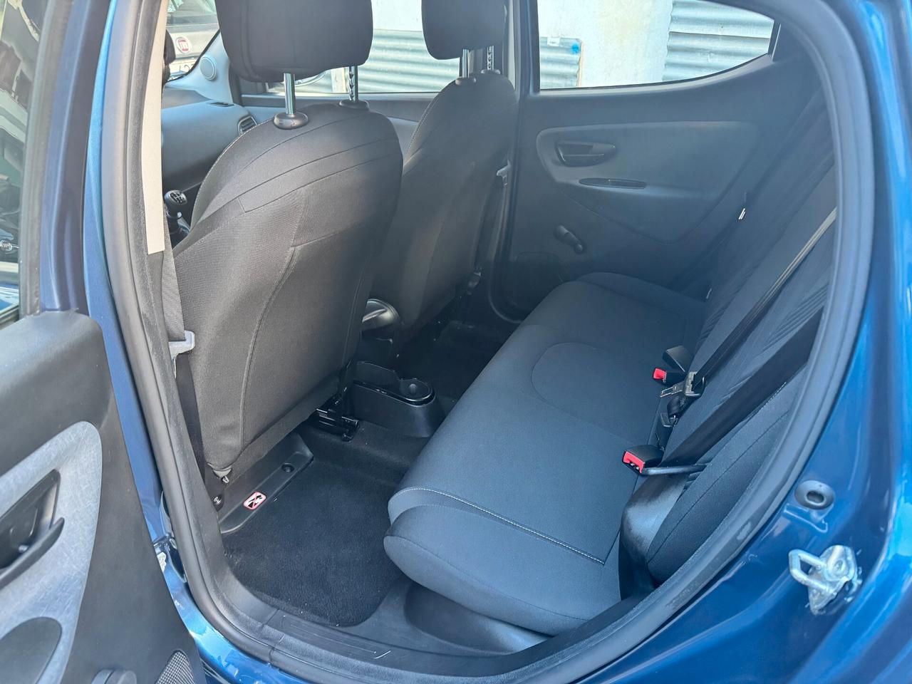 Lancia Ypsilon 1.0 FireFly 5 porte S&S Hybrid Gold