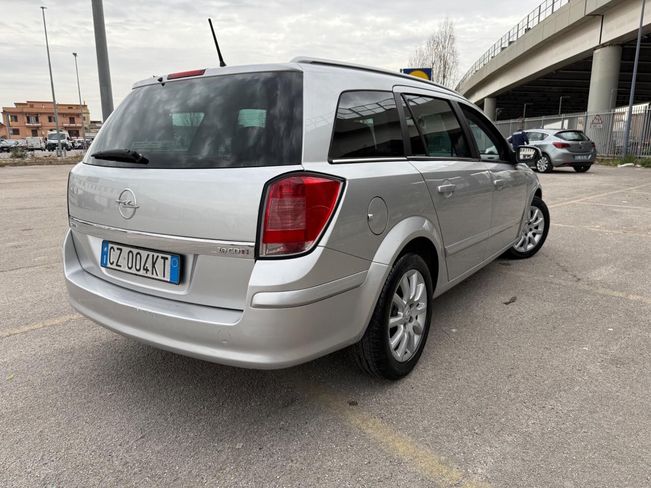 Opel Astra 1.9 CDTI 120CV Station Wagon SuperFull Perfetta
