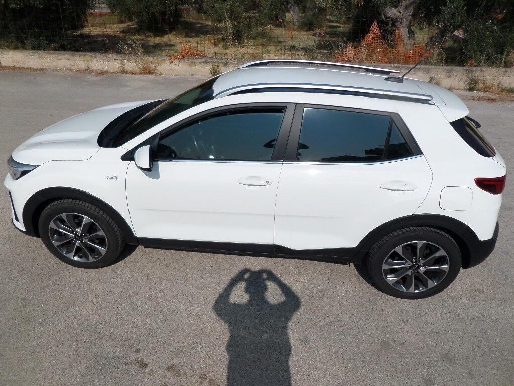 KIA STONIC 1.4 MPI ECOGPL STYLE - Navi-CarPlay-Park-Camera-Cerchi 17"