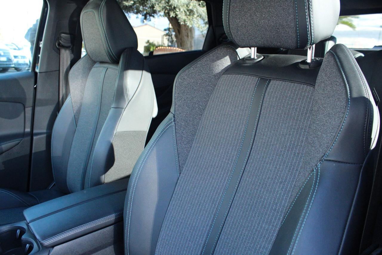 Peugeot 5008 BlueHDi 130 S&S EAT8 Allure Pack