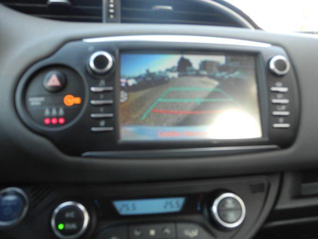 TOYOTA Yaris 1.5 Hybrid 5p. Business -OK NEOPATEN.-"DA VETRINA"