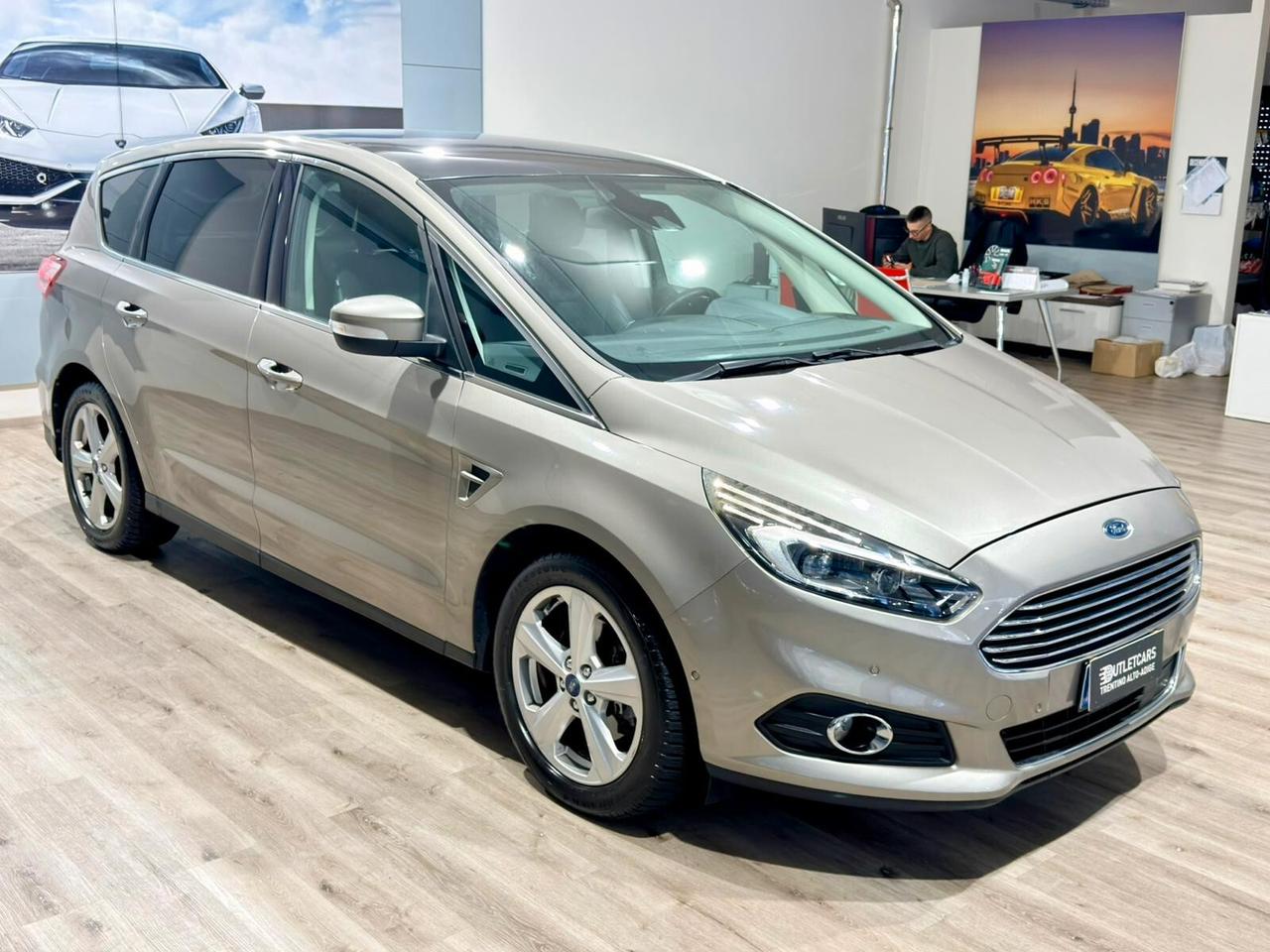 FORD S-MAX 2.0 150cv AUTOMATICA TITANIUM 2017