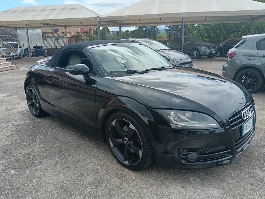 Audi TT Roadster 2.0 TFSI quattro S tronic Advance