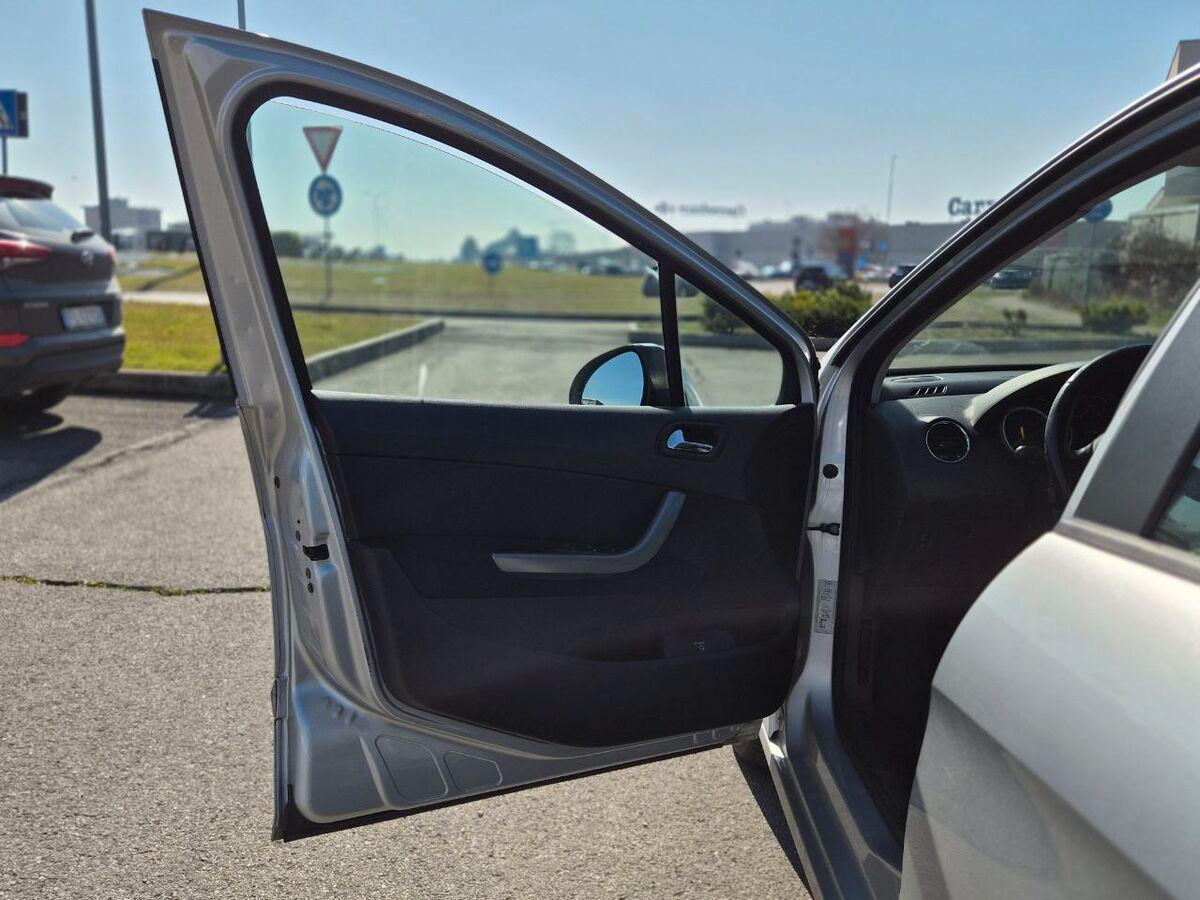 Peugeot 308 1.6 hdi 8v Business 5p Fap