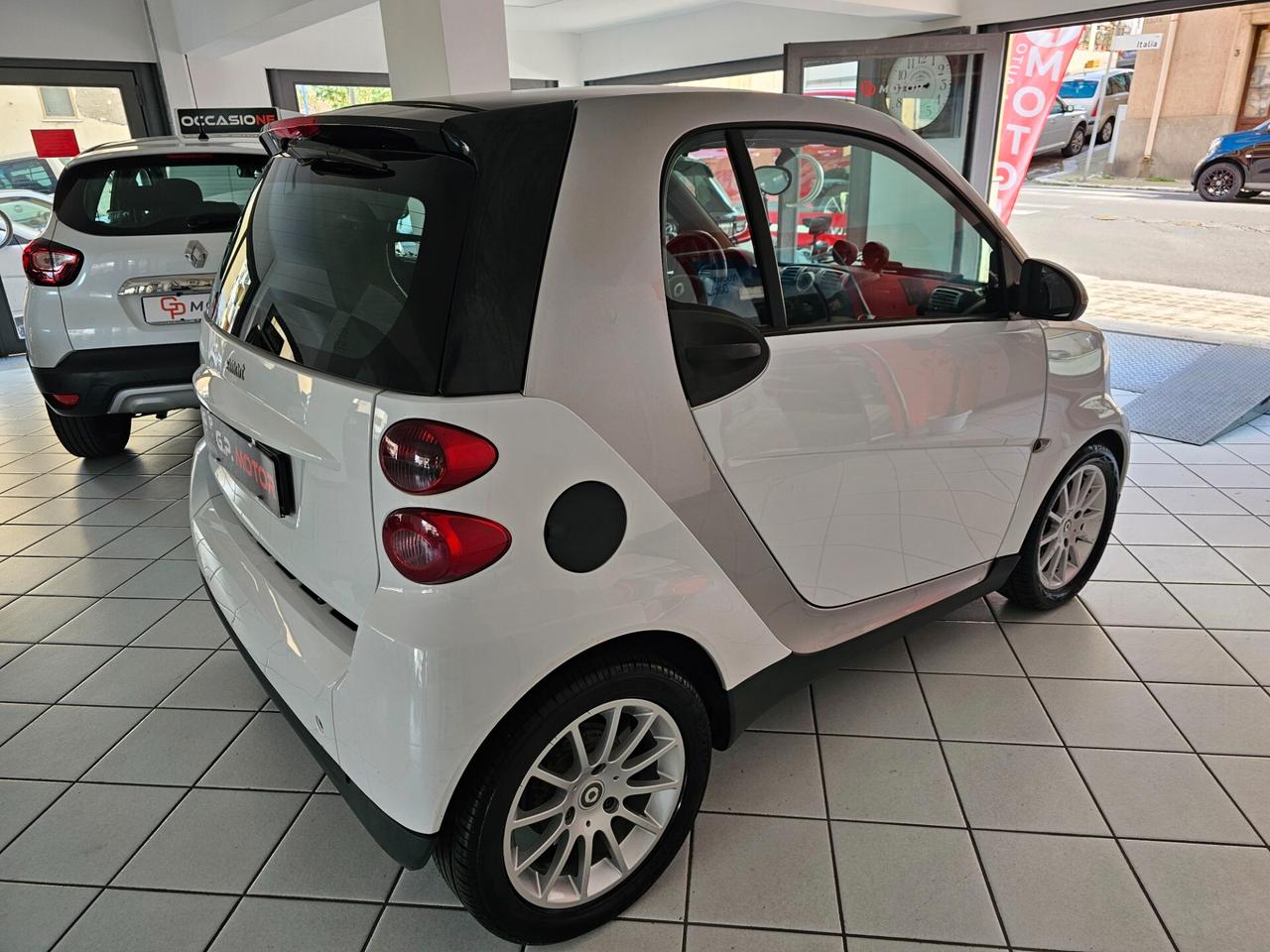 Smart ForTwo 800 40 kW coupé passion cdi