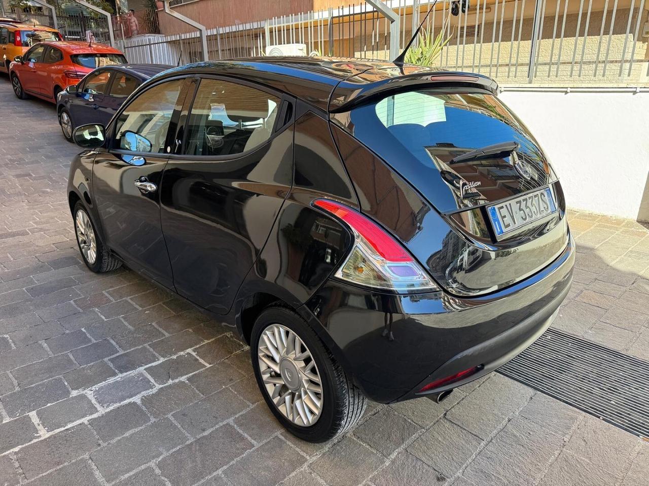 LANCIA Ypsilon 1.2 69CV 5 porte Platino EURO 6 GPL