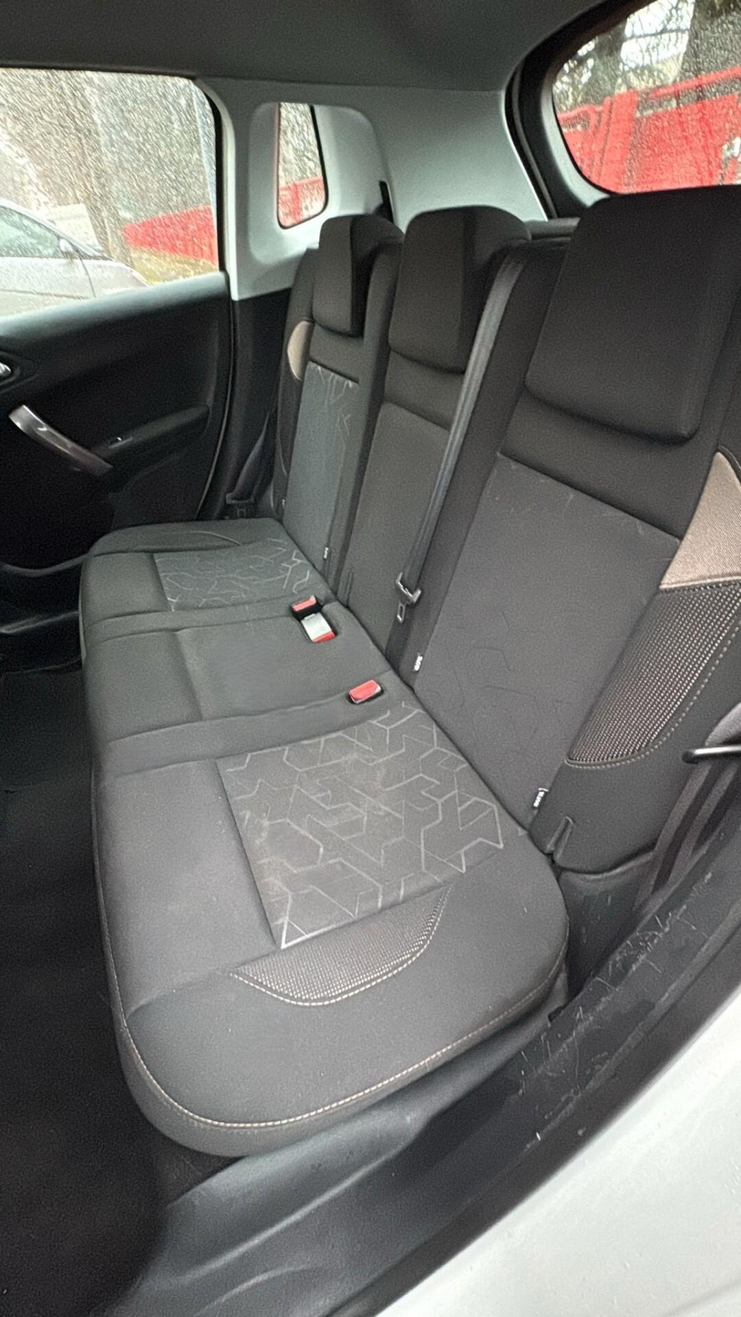 Peugeot 2008 NEOPATENTATI / METANO