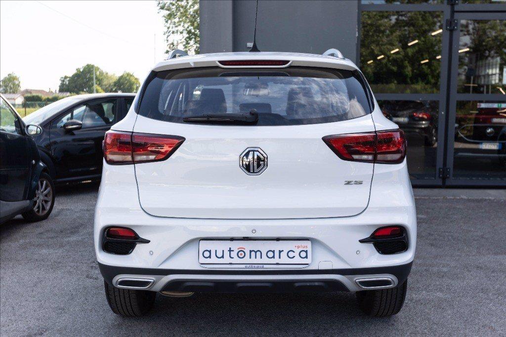 MG ZS 1.5 Luxury del 2024
