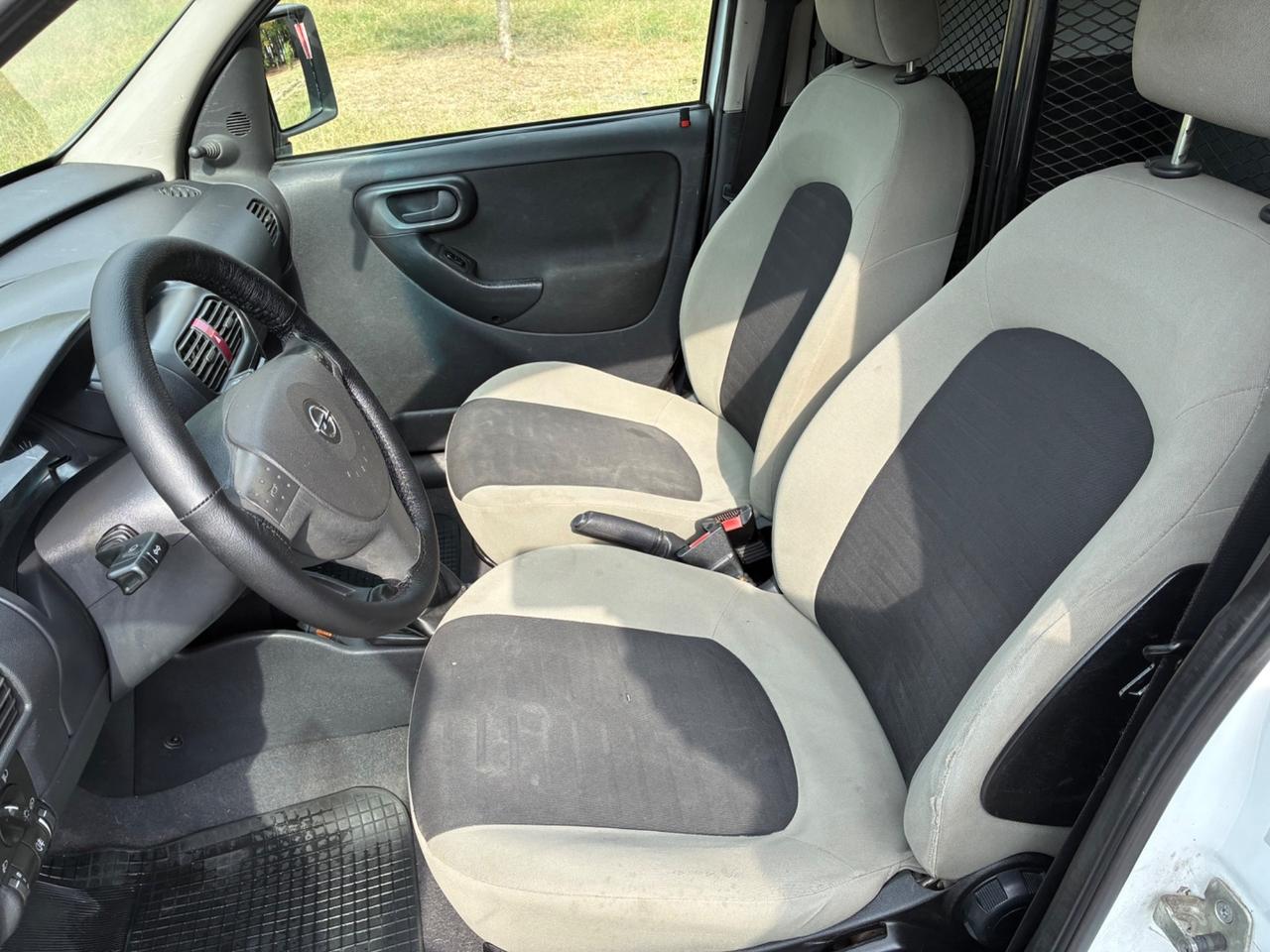 Opel Combo 1.3 CDTI 75CV 3p. Van
