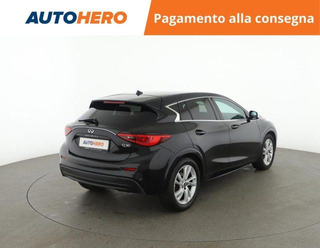 INFINITI Q30 1.5 diesel