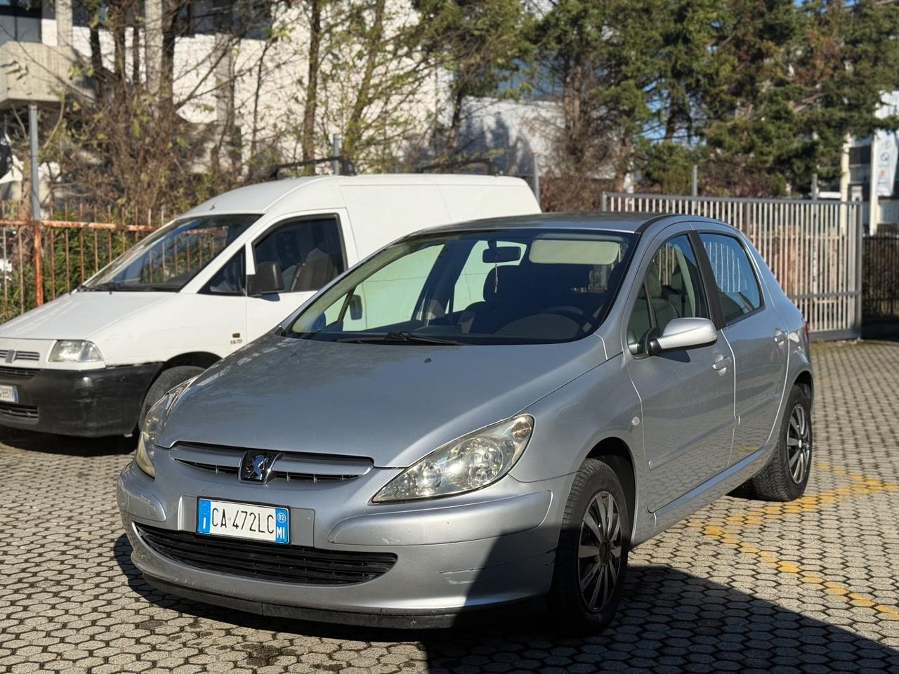 Peugeot 307 1.6 16V 5p. XT