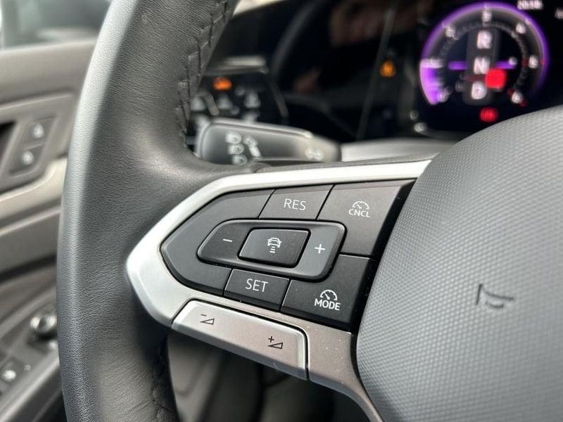 Volkswagen Golf 2.0 TDI 150cv DSG Style PARI AL NUOVO!!