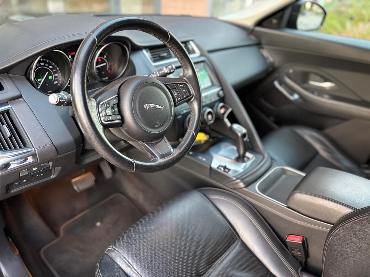 Jaguar E-Pace 2.0d R-Dynamic HSE AWD