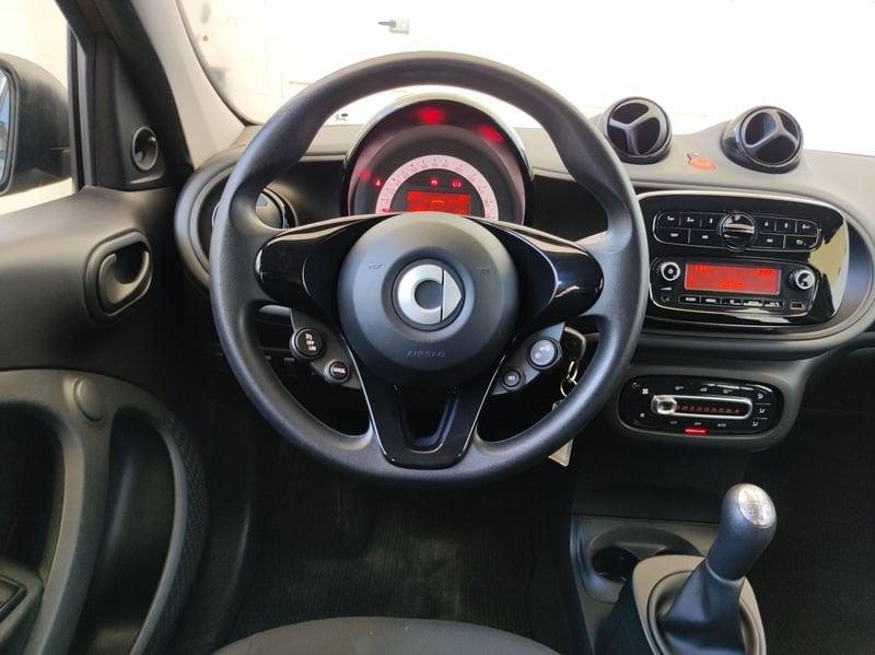 smart forfour forfour 70 1.0 Passion DA 99,00 AL MESE