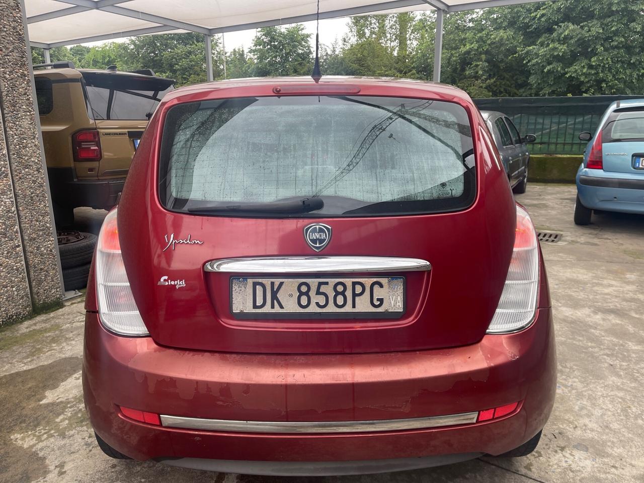 Lancia Ypsilon 1.2 benzina euro4 neopatentati
