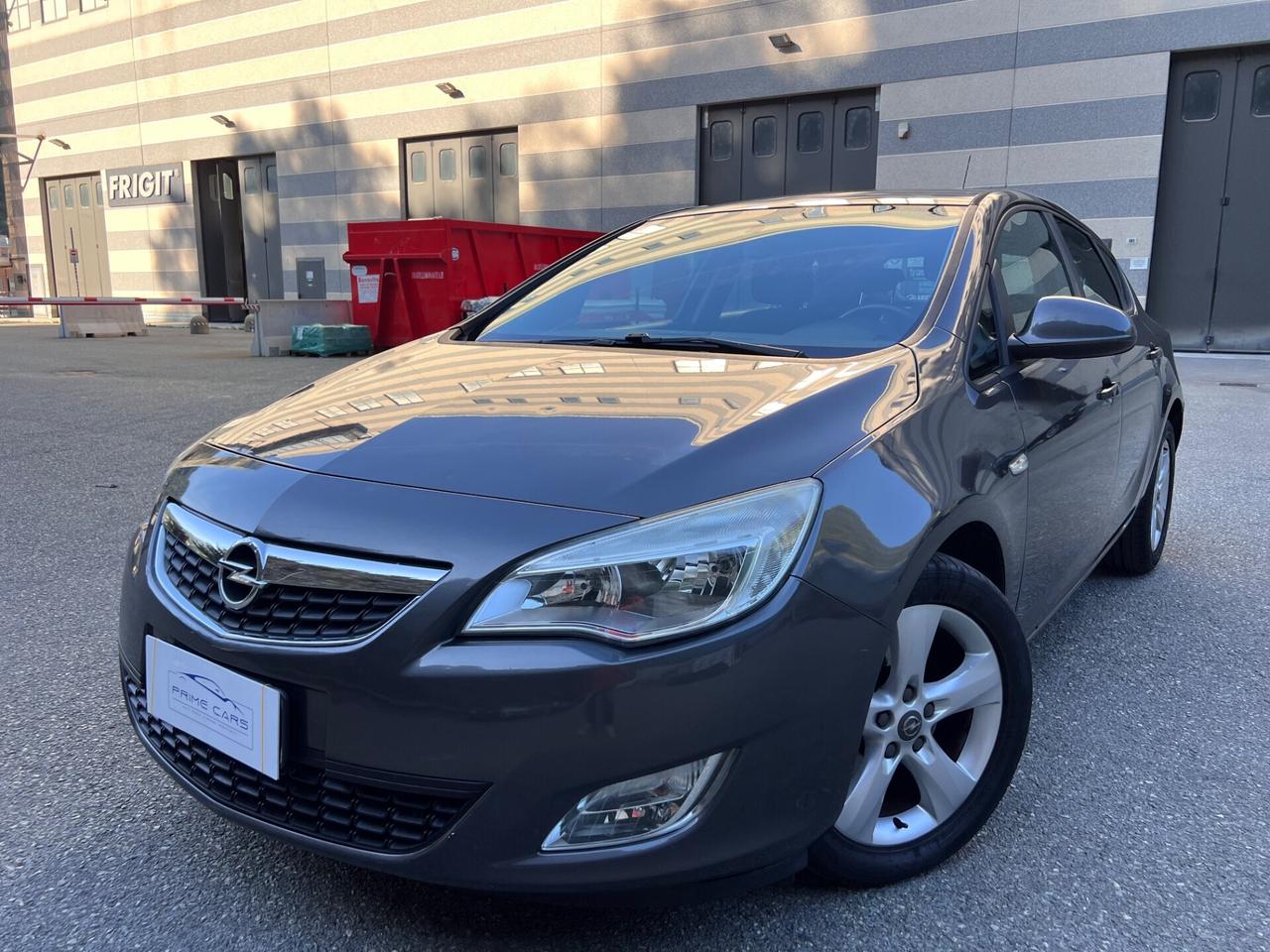 Opel Astra 1.7 CDTI 110CV 5 porte Cosmo