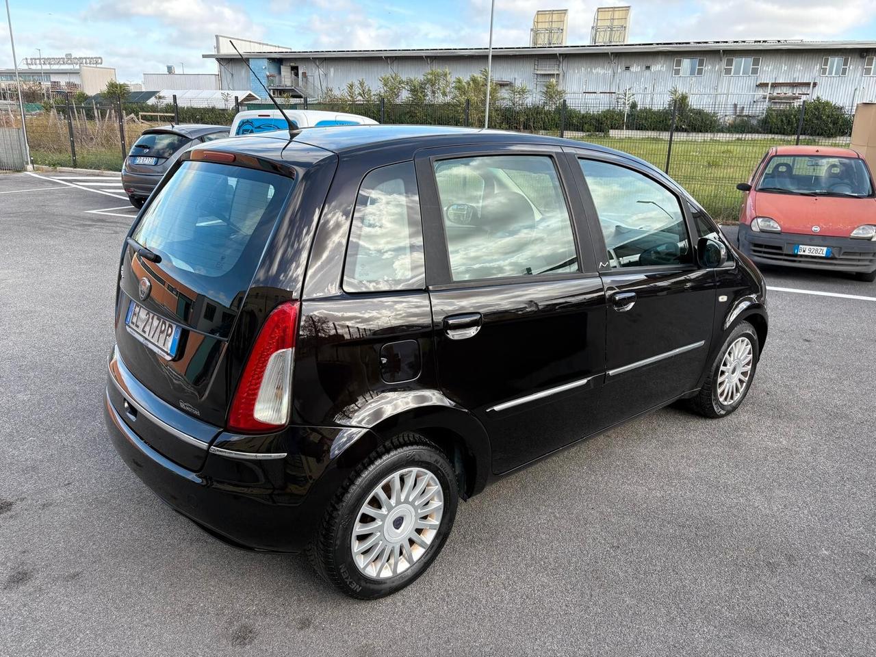 Lancia MUSA 1.4 - 110000km - adatta nepatentati