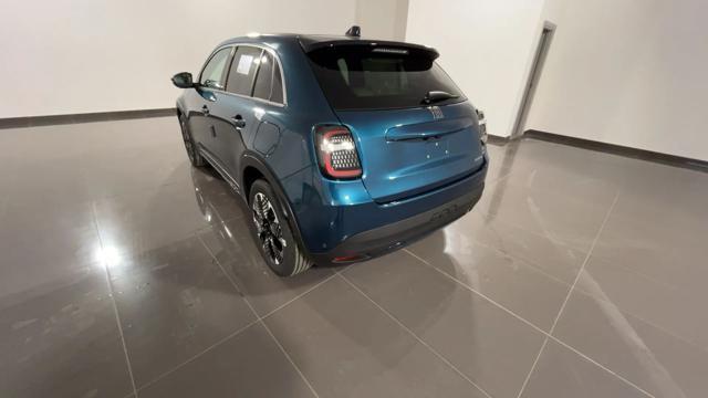 FIAT 600 Hybrid DCT MHEV La Prima