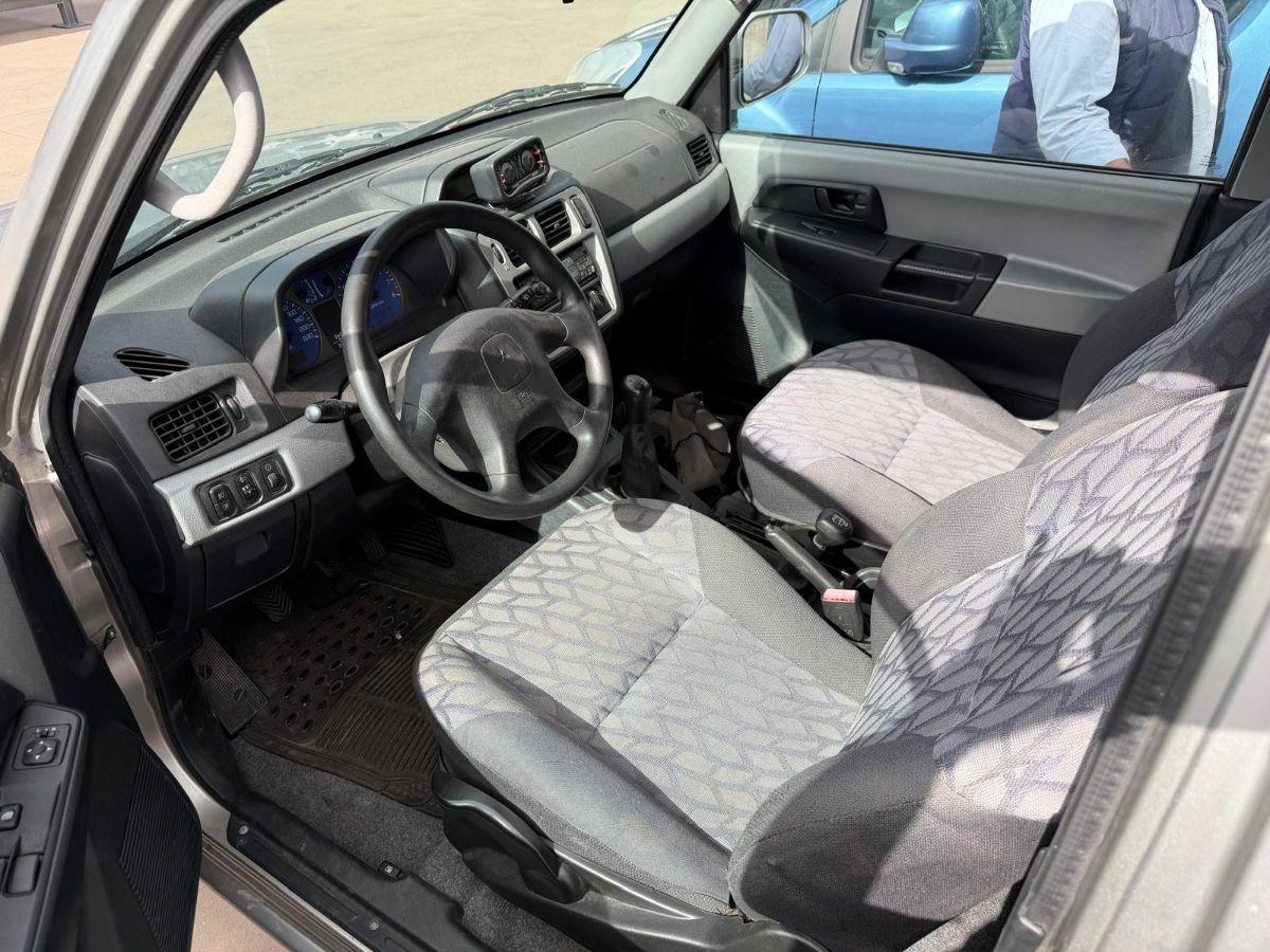 MITSUBISHI - Pajero Pinin gdi 1,8