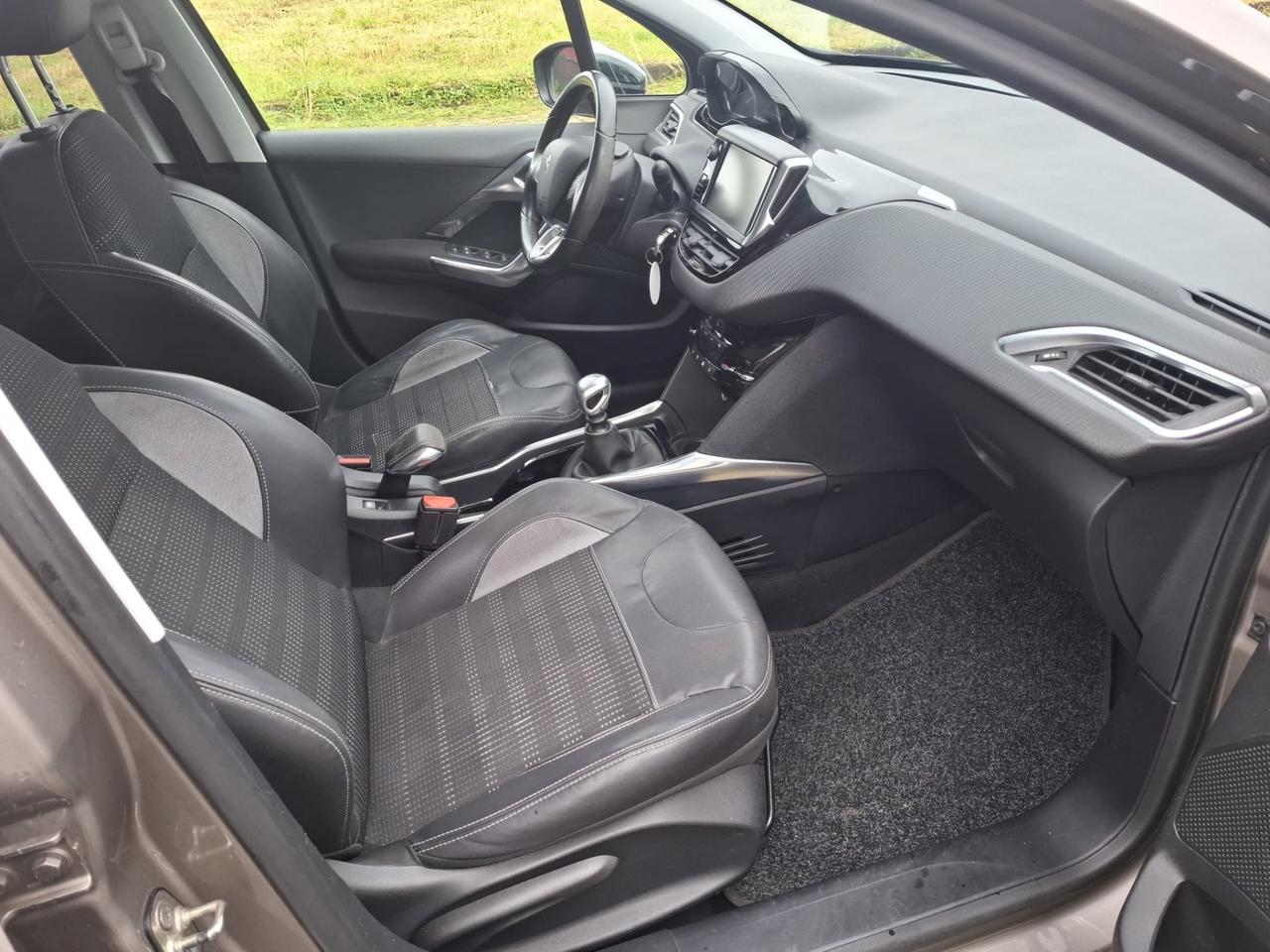 Peugeot 2008 1.6 e-HDi 115 CV Stop&Start Allure