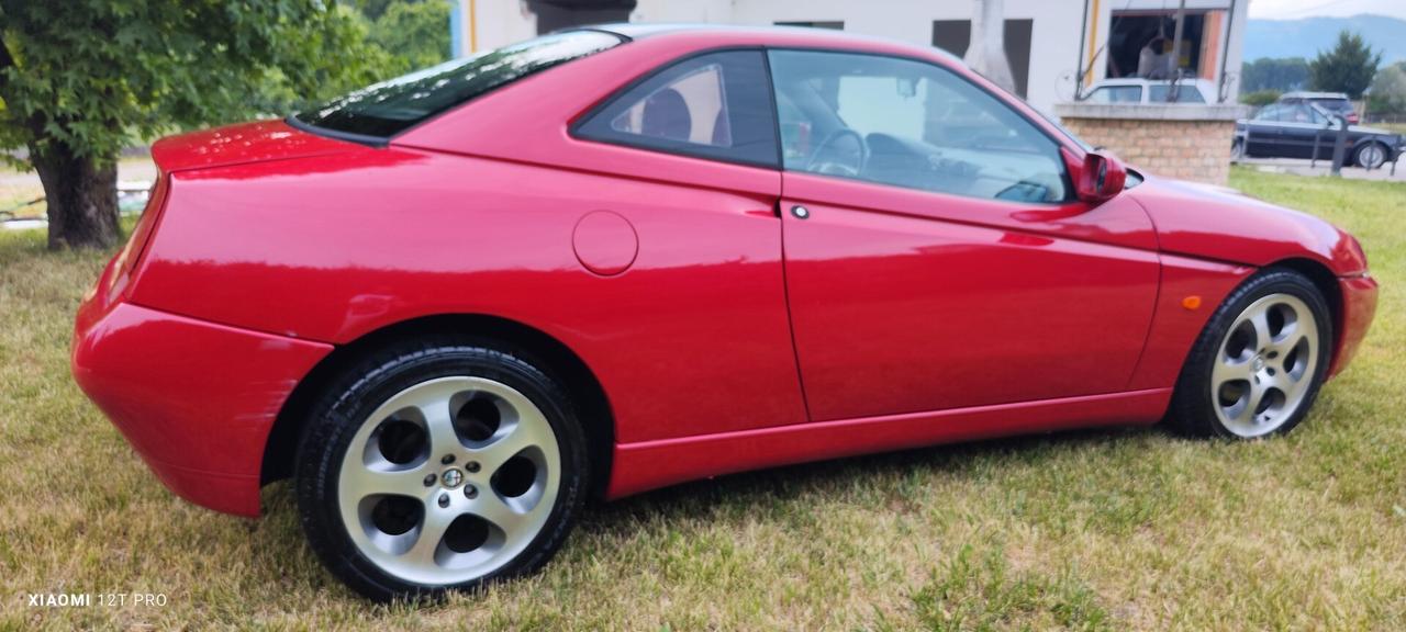 Alfa Romeo GTV 2.0 JTS 166cv PELLE MOMO