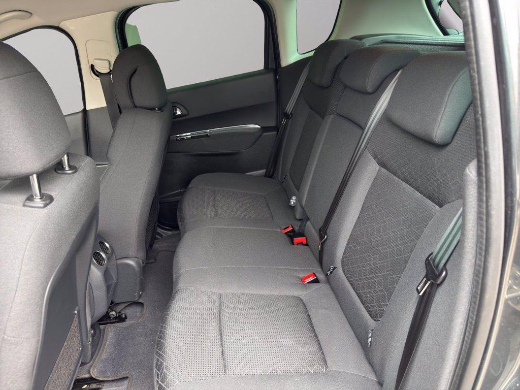 PEUGEOT 3008 1.6 bluehdi active s&s 120cv eat6 del 2016