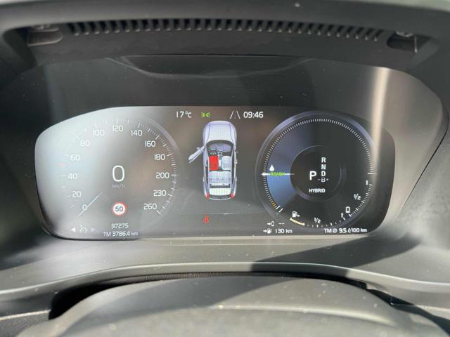 VOLVO XC40 T5 Recharge Plug-in Hybrid Inscription