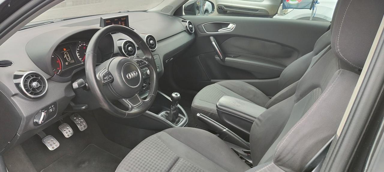 Audi A1 1.6 TDI 105 CV Ambition full optional