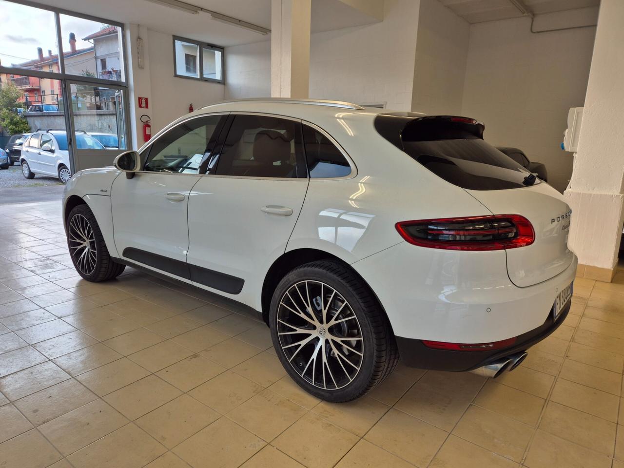 Porsche Macan 3.0 S Diesel STRAFULL LEGGERE BENE