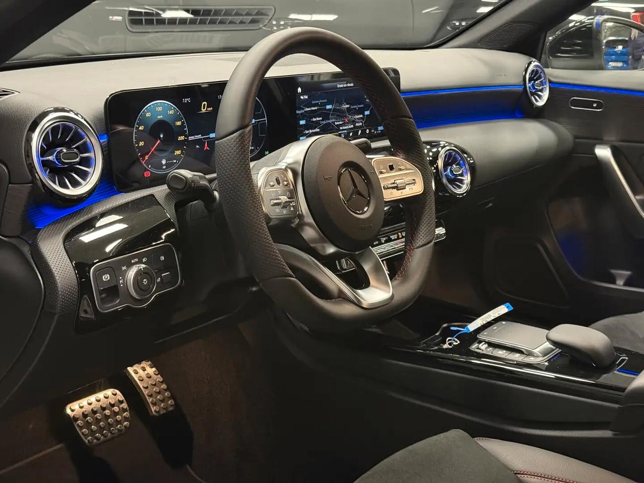 Mercedes-benz A 250 Automatic 4Matic AMG Line Premium Plus