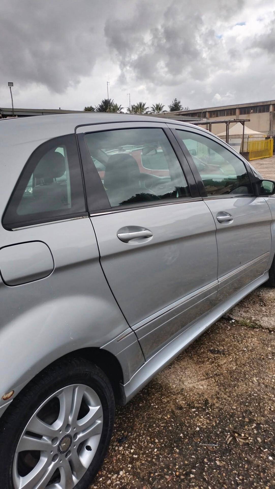 Mercedes-benz B 180 CDI
