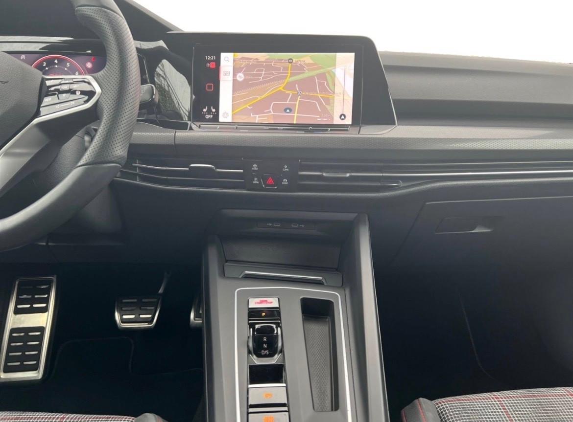 Volkswagen Golf GTI 2.0 TSI DSG