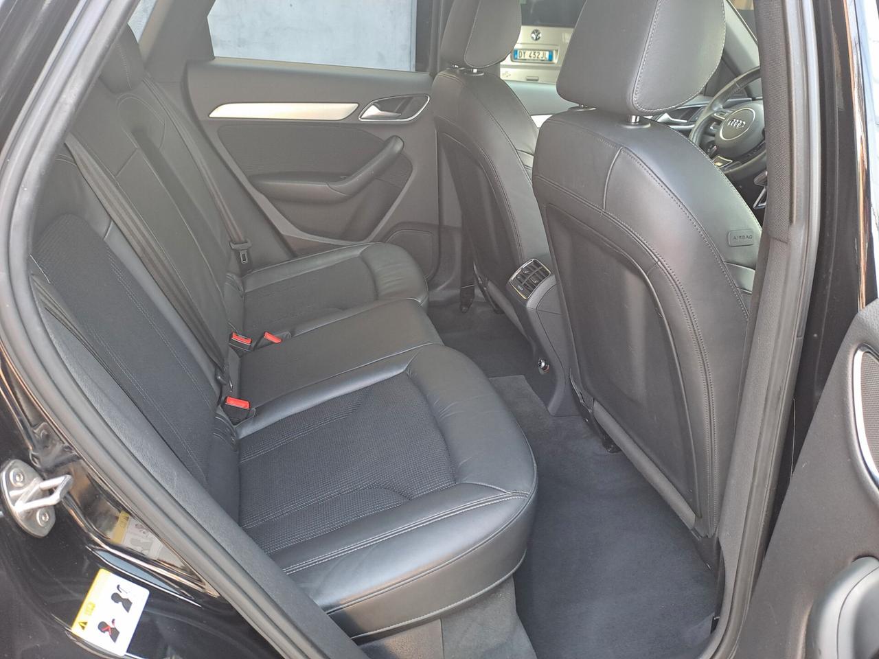 AUDI Q3 2.0 TDI 177CV QUATTRO S-TRONIC S-LINE - GANCIO TRAINO