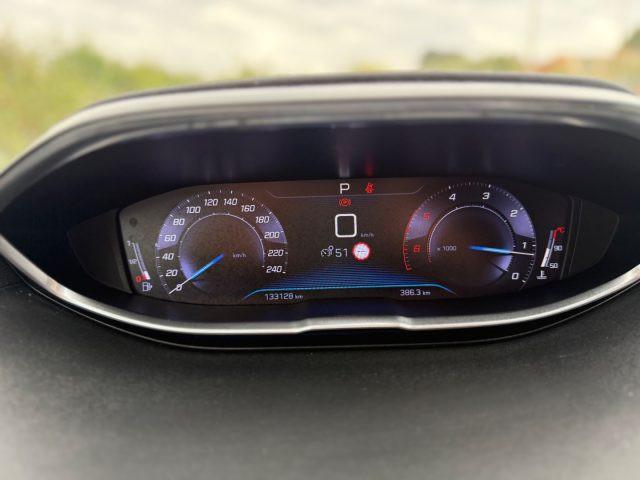 PEUGEOT 3008 BlueHDi 130 S&S EAT8 Allure