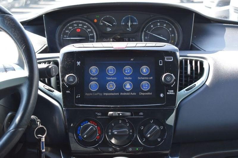 Lancia Ypsilon 1.0 FireFly 70cv Hybrid Gold Plus