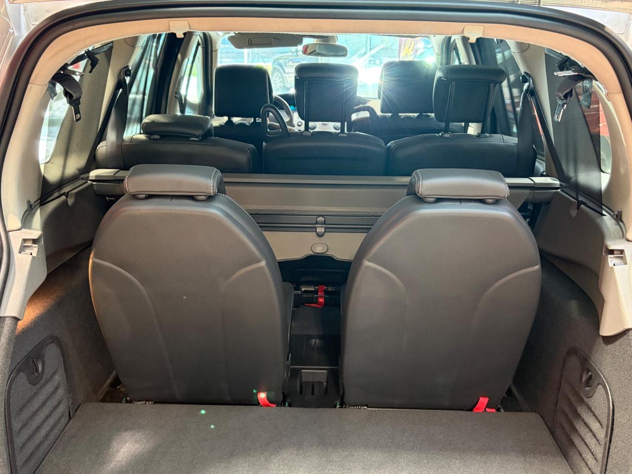 Renault Scenic Grand Scénic 1.9 dCi/130CV PlayStation Portable