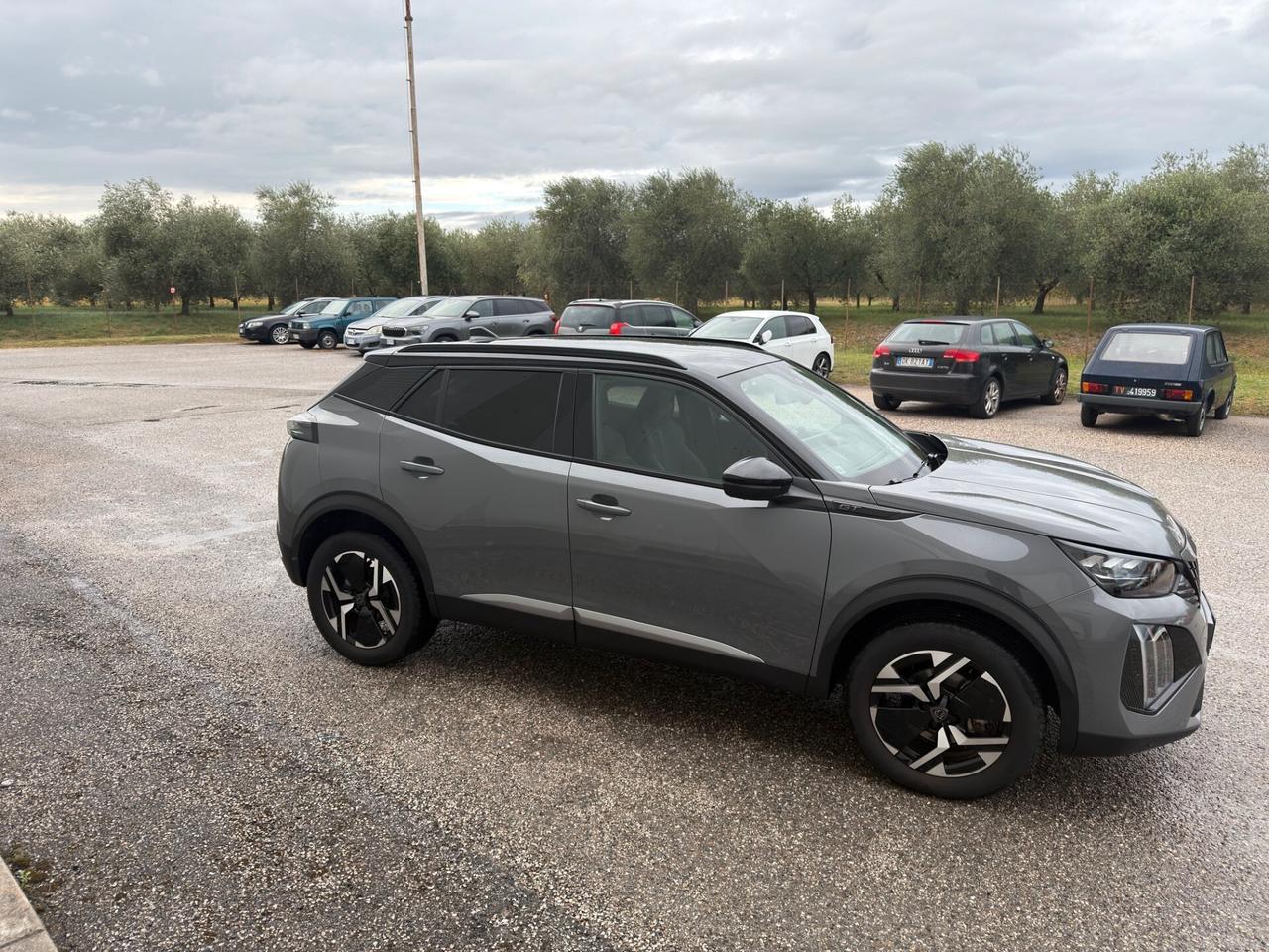 Peugeot 2008 PureTech 130 S&S EAT8 GT
