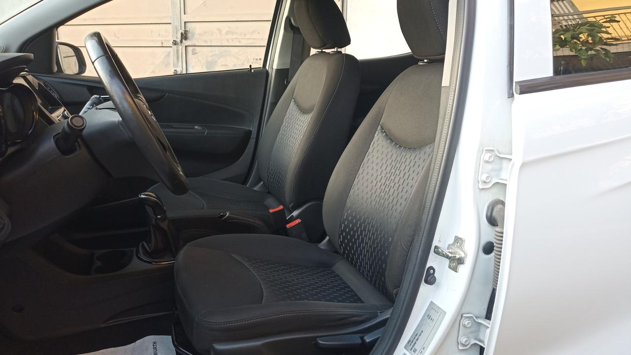 Opel Karl Rocks 1.0 73 CV