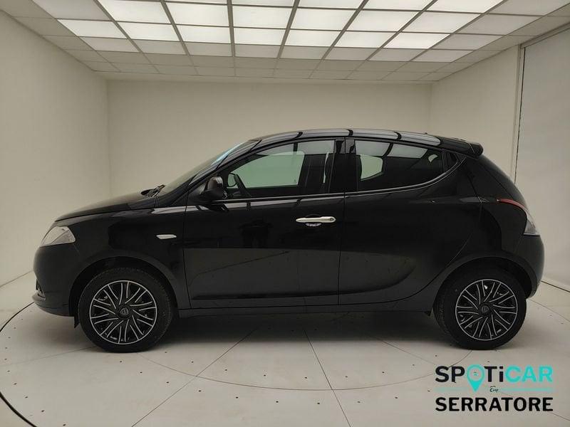 Lancia Ypsilon **FUORI PRODUZIONE** My23 1.0 Firefly 70 CvStart&Stop Hybrid Silver Plus