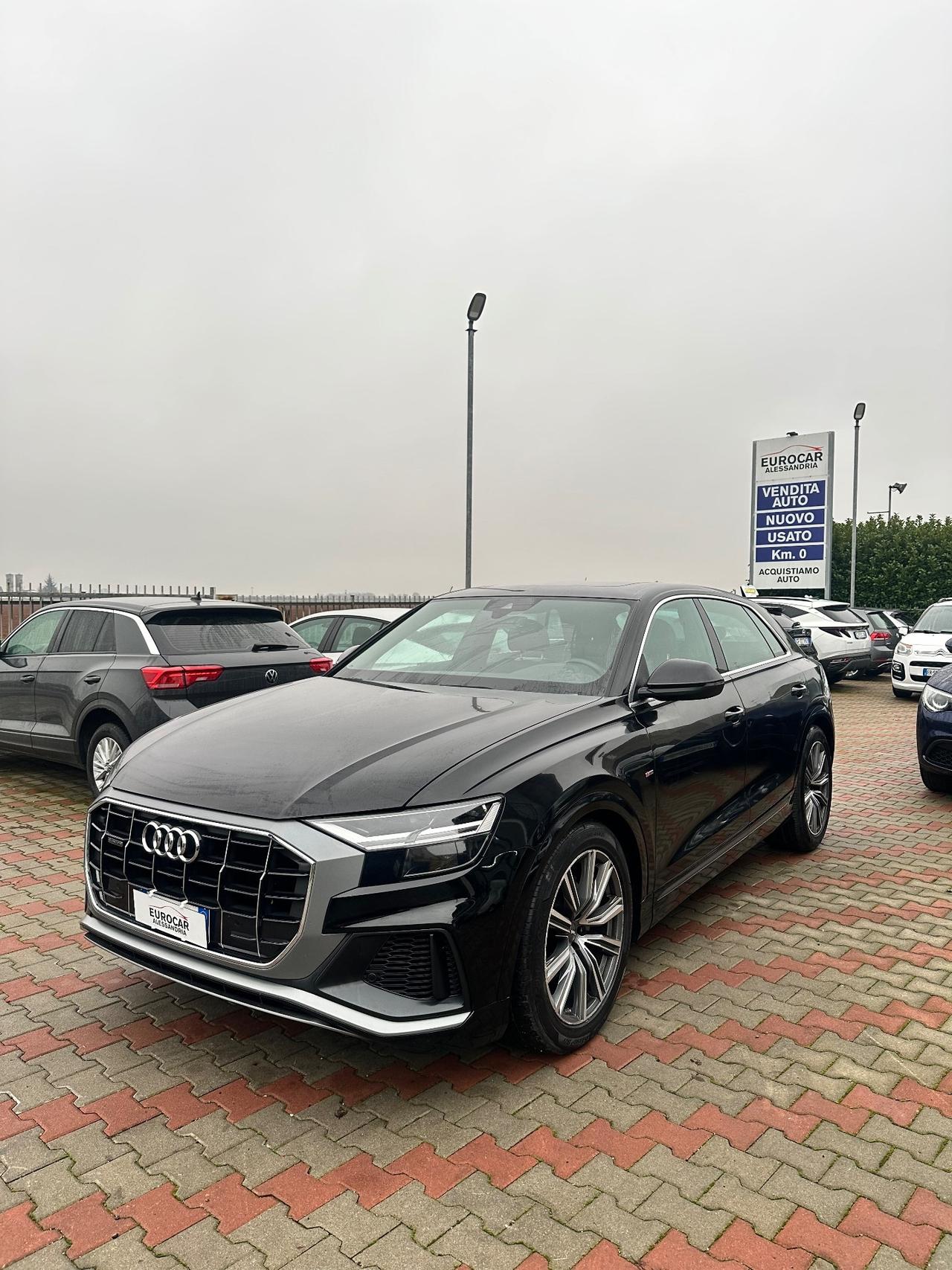 Audi Q8 45 TDI quattro tiptronic