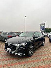Audi Q8 45 TDI quattro tiptronic