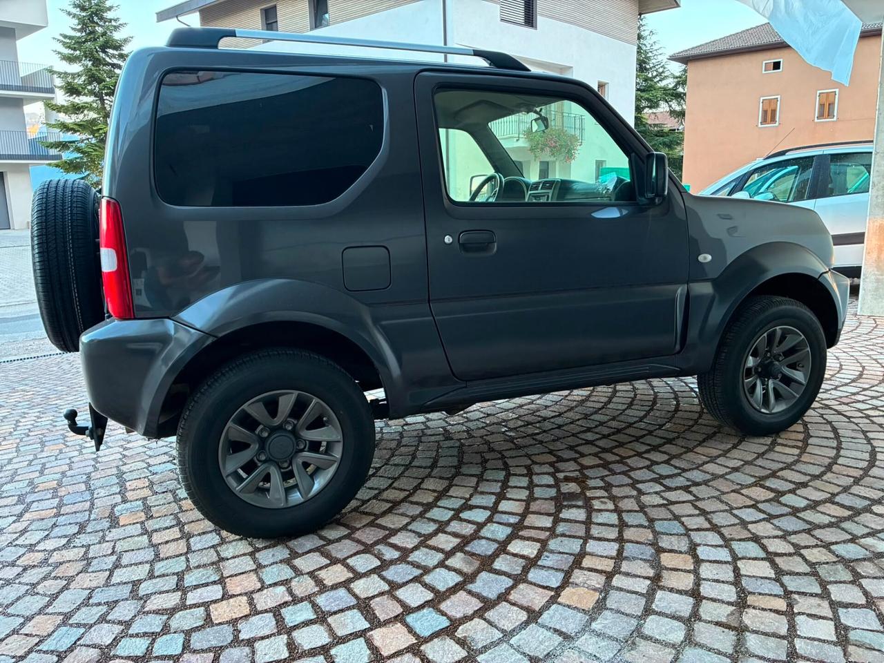 SUZUKI JIMNY 4WD 1.3i 85CV EVOLUTION PELLE GANCIO KM 29000