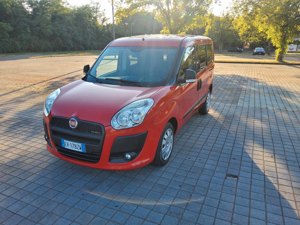 Fiat Doblo Doblò 1.6 MJT 16V 90CV Dualogic Emotion