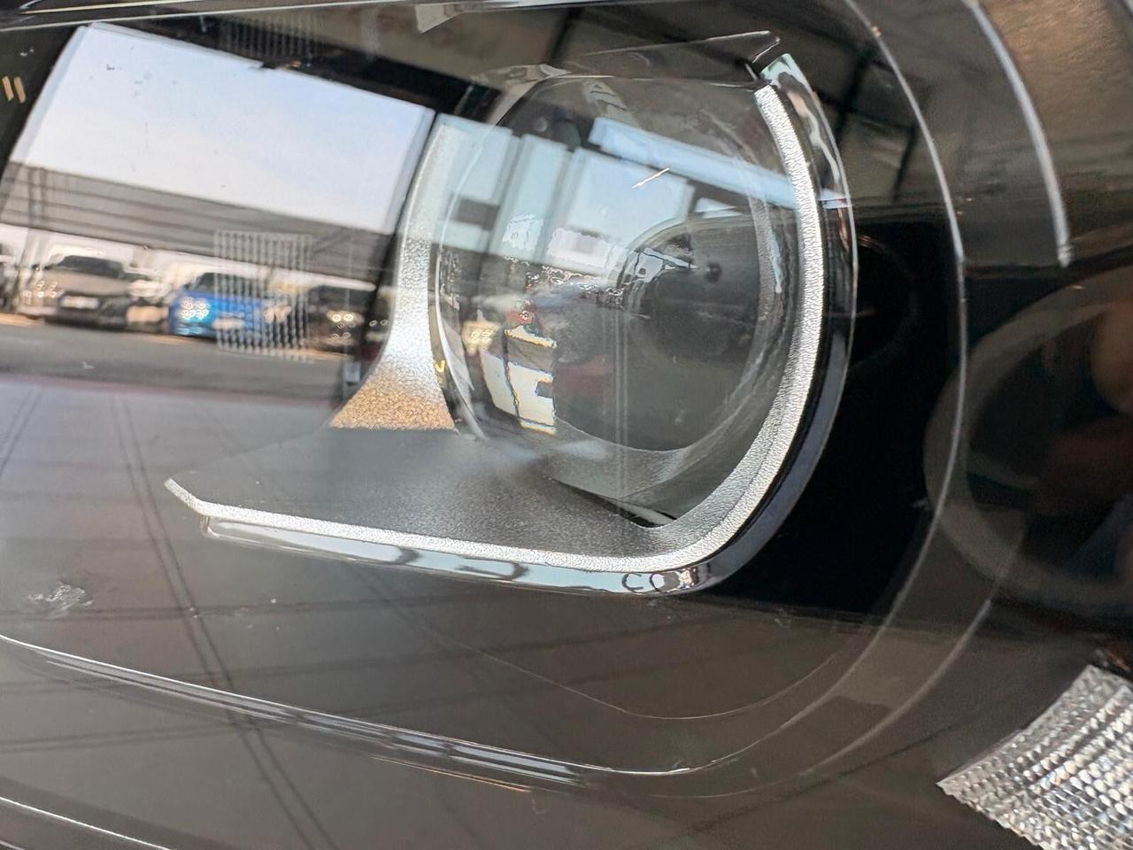 Lancia Ypsilon LX Hybrid 110 e-DCT SPOTICAR