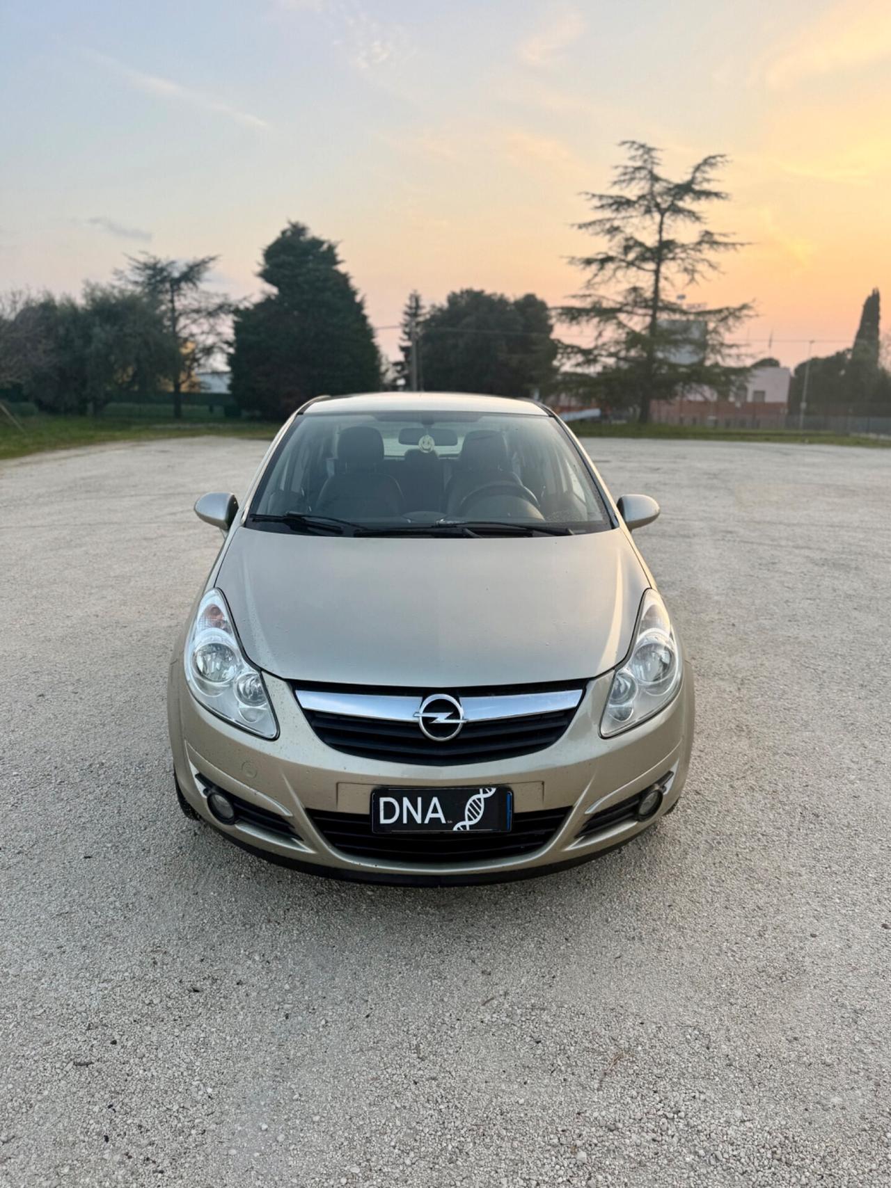 Opel Corsa 1.2 Benzina Metano unipropr. NEOPATENTATI