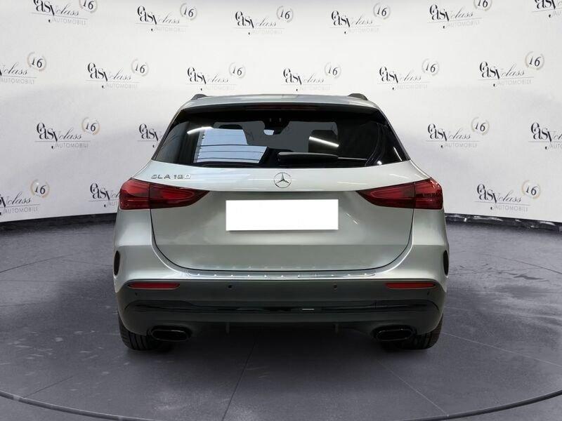 Mercedes-Benz GLA GLA 180 AMG Line Adv Plus CAMERA MBUX LED