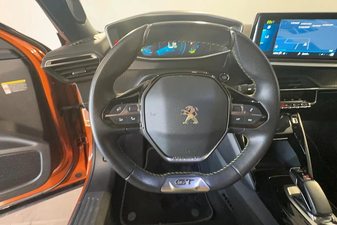 Peugeot 2008 motore elettrico 136 CV GT Line
