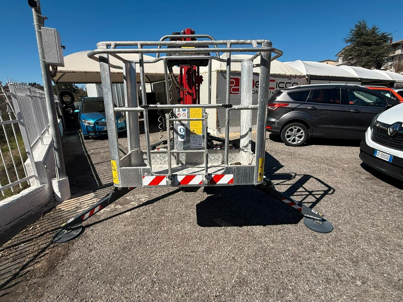 PIATTAFORMA HINOWA LIGHTLIFT 14,72