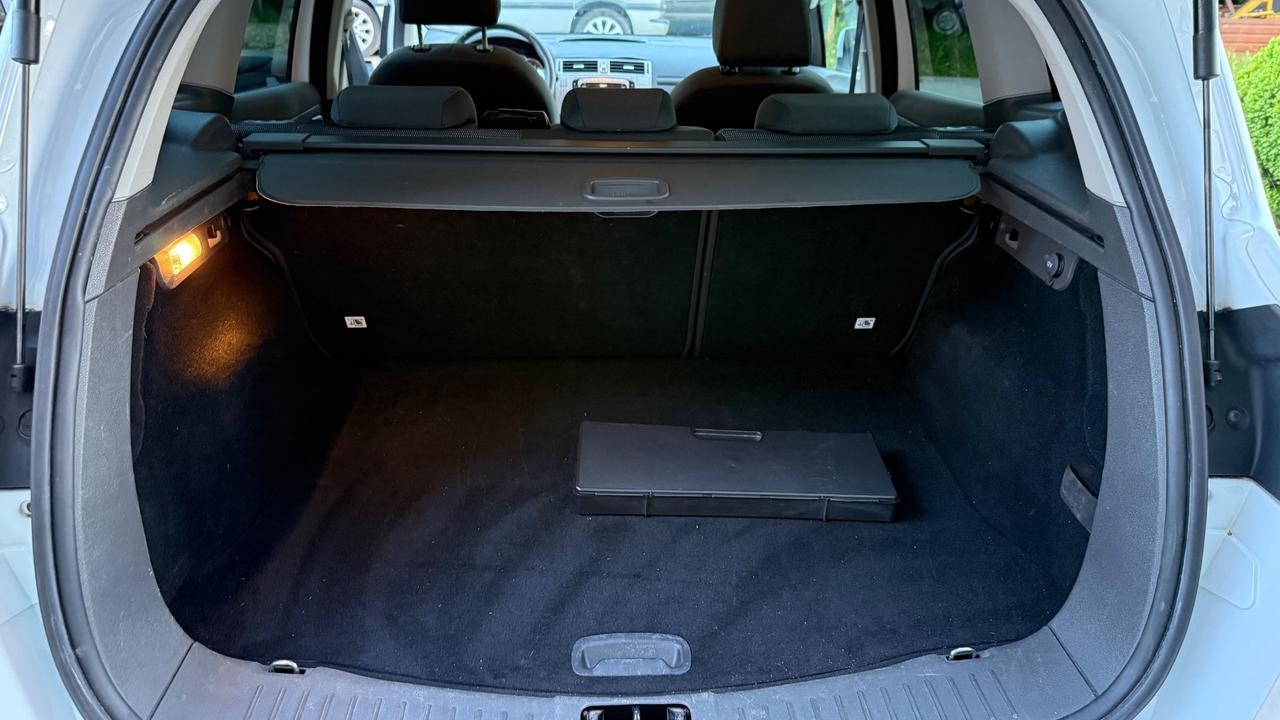 Ford Kuga Kuga+ 2.0 TDCi 140 CV 4WD DPF