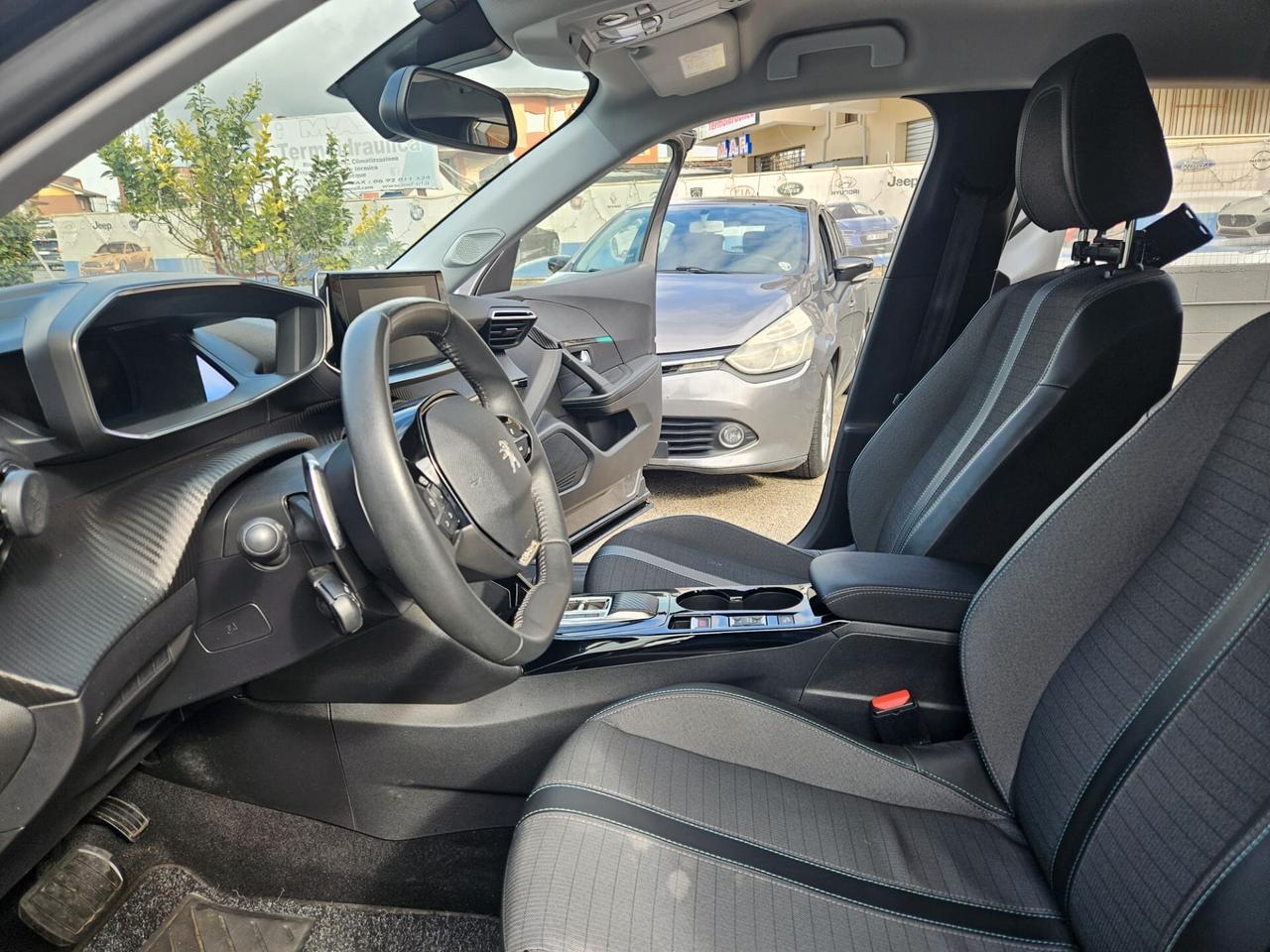 Peugeot 2008 BlueHDi 130 S&S EAT8 GT Pack